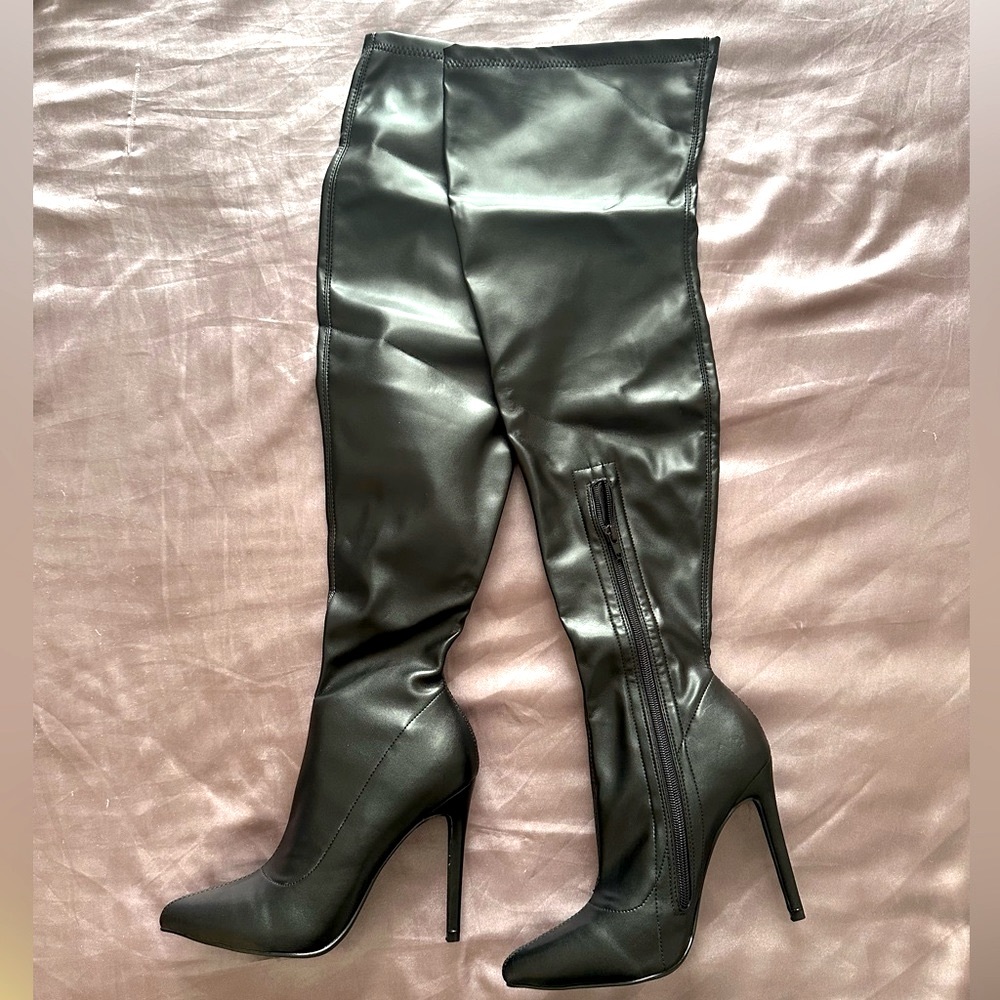 Exotica faux leather over the knee boots - Picture 4 of 6